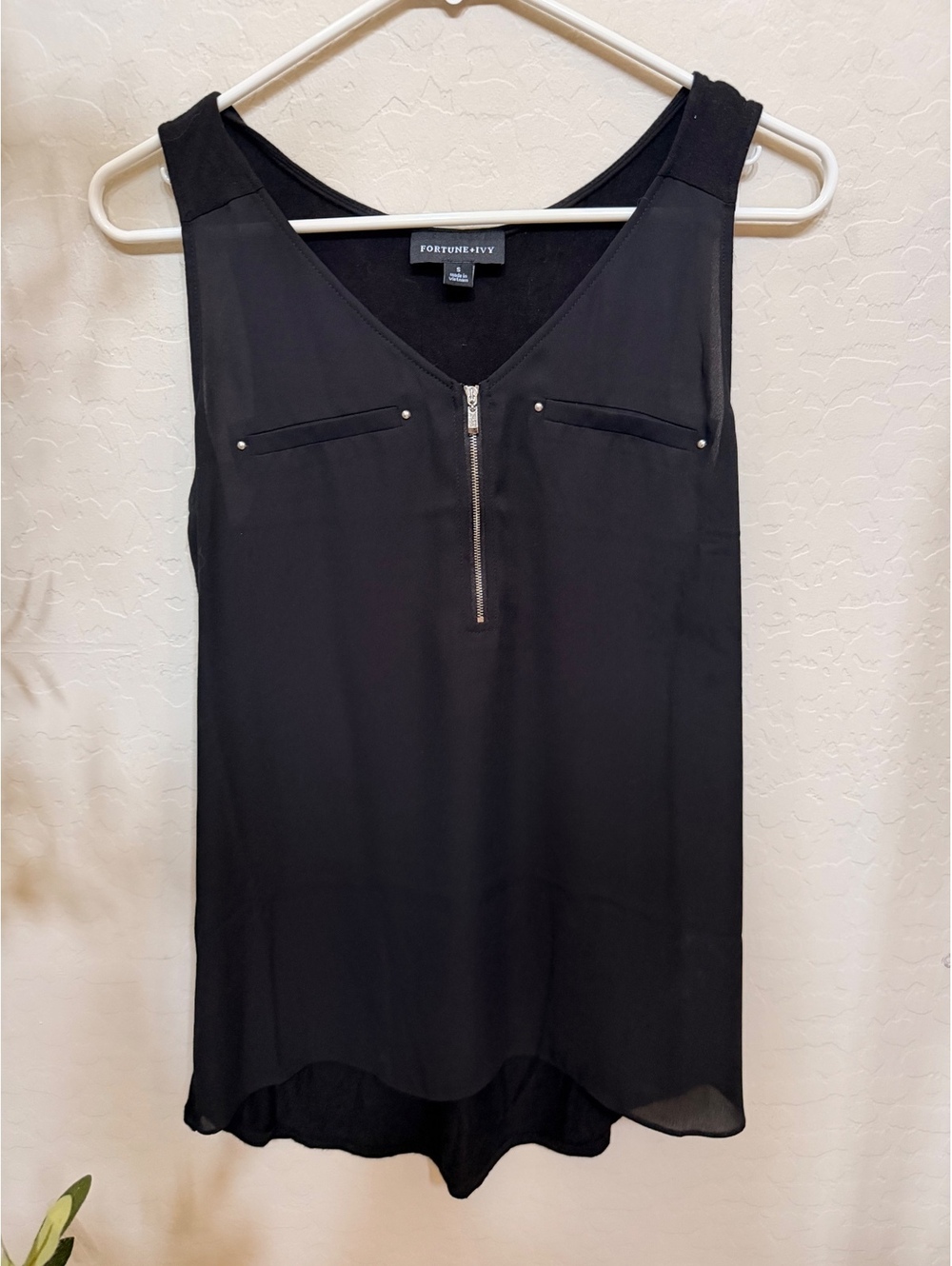 Fortune and ivy Women’s black sheer tank top